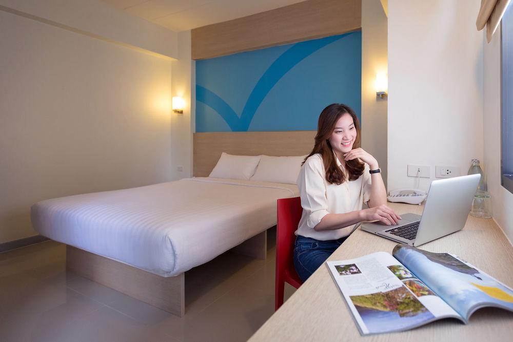 Hop Inn Nong Khai Exterior foto